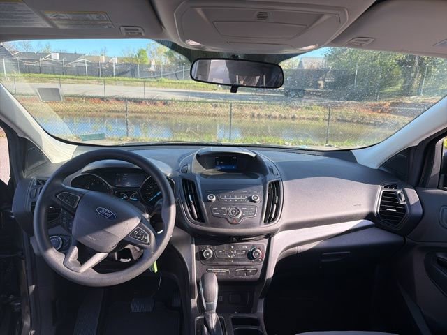 Used 2019 Ford Escape S image 13