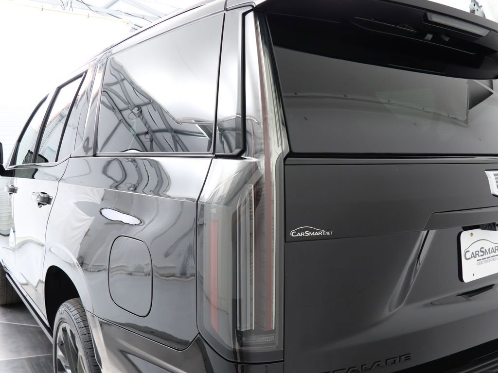 Used 2026 Cadillac Escalade Platinum Sport image 11