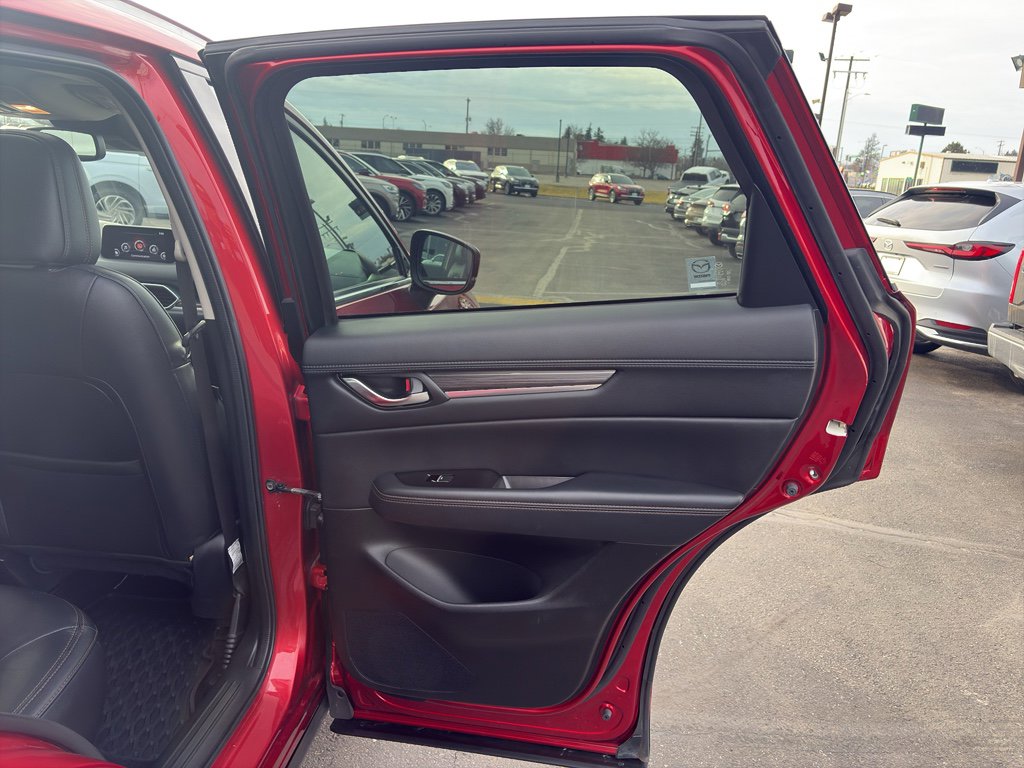 Used 2018 MAZDA CX-5 Grand Touring w/ Premium Package image 16