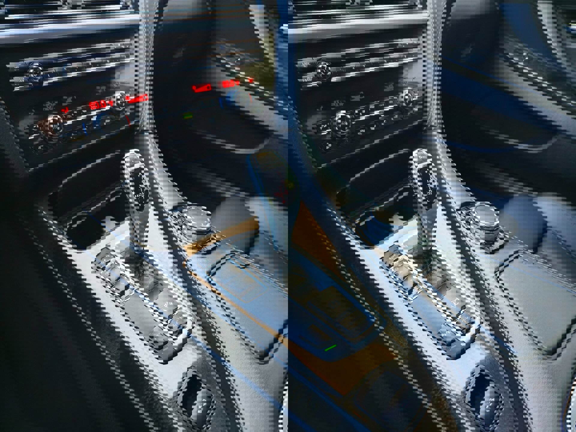 Used 2015 BMW 640i Convertible image 24