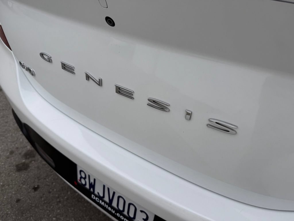 Used 2022 Genesis G70 2.0T RWD image 10