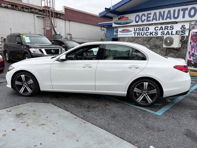 Used 2025 Mercedes-Benz C 300 Sedan image 25