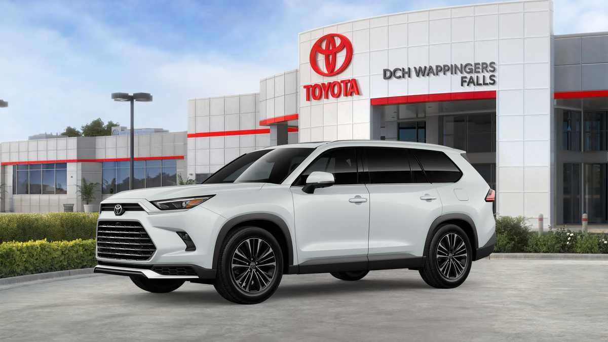 New 2026 Toyota Grand Highlander AWD Hybrid image 3