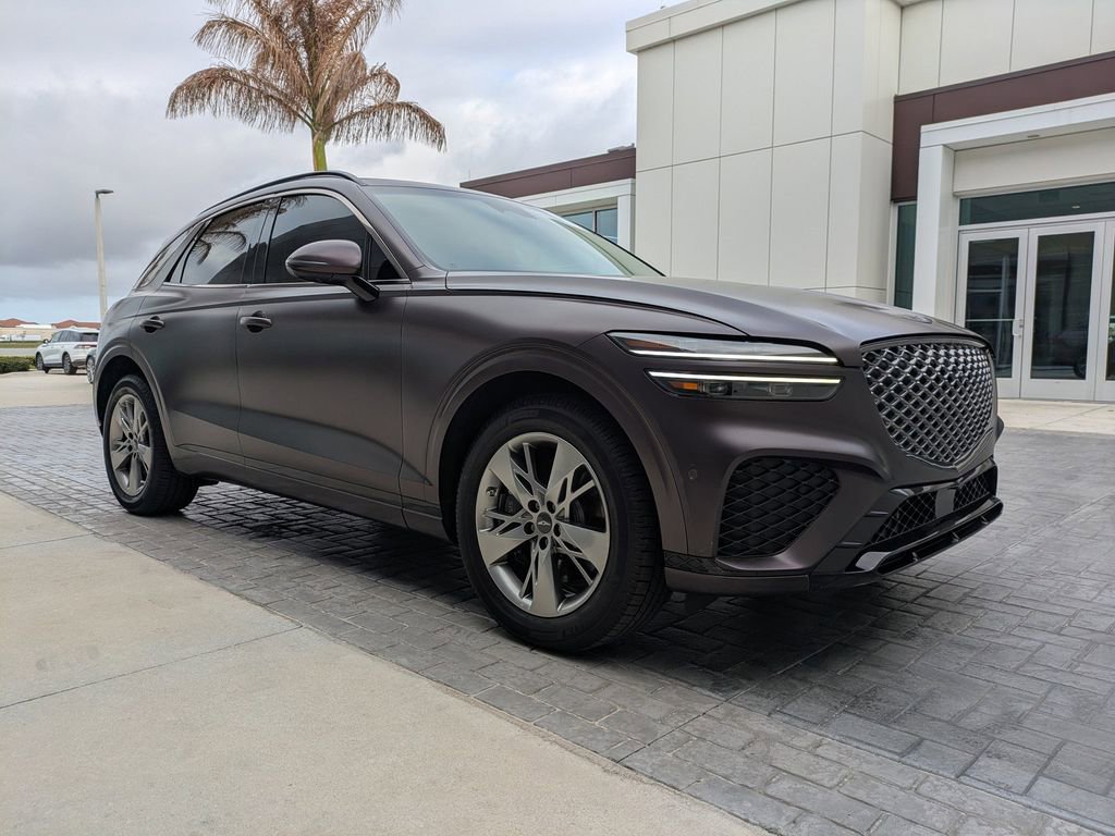 Used 2023 Genesis GV70 3.5T Sport w/ Sport Advanced Package image 3