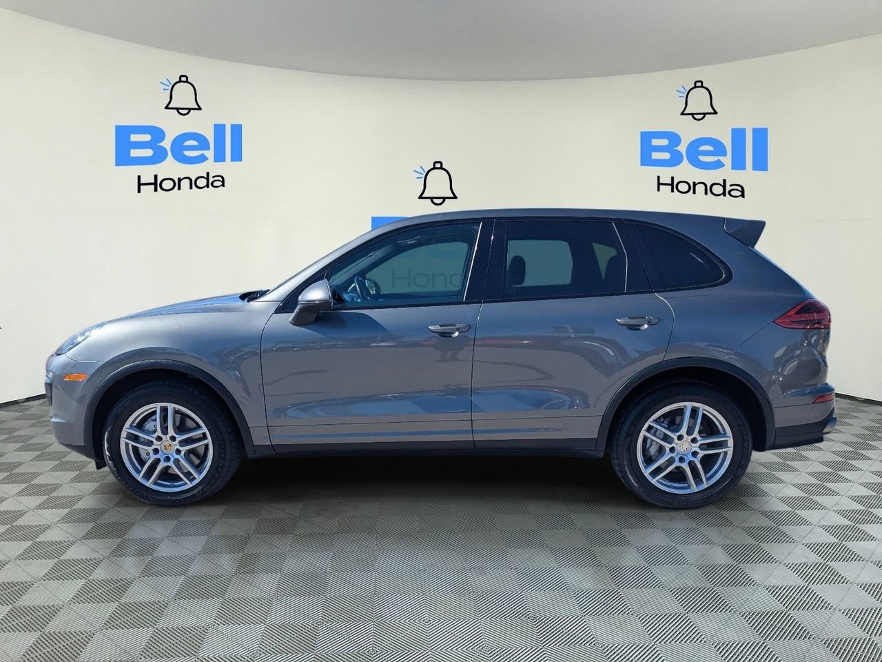 Used 2017 Porsche Cayenne S w/ Premium Package AWD/4WD video 2