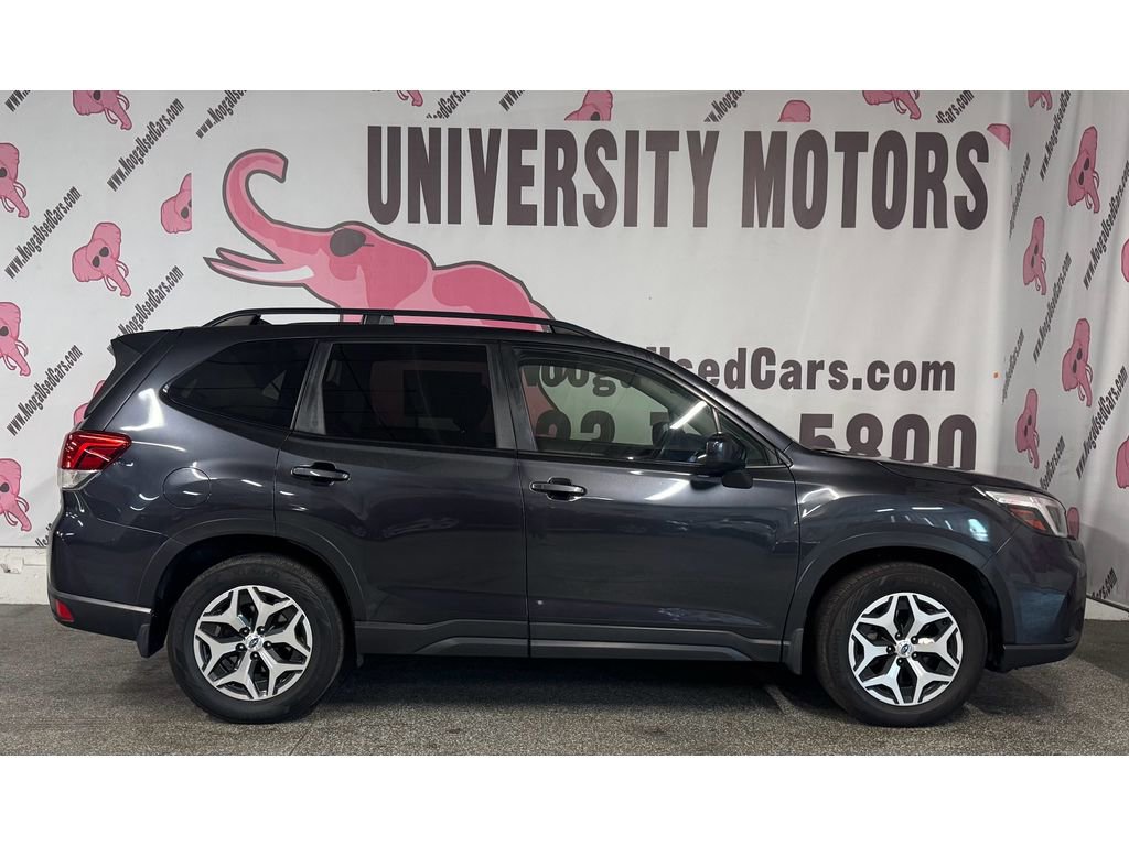 Used 2019 Subaru Forester Premium w/ All-Weather Package image 10
