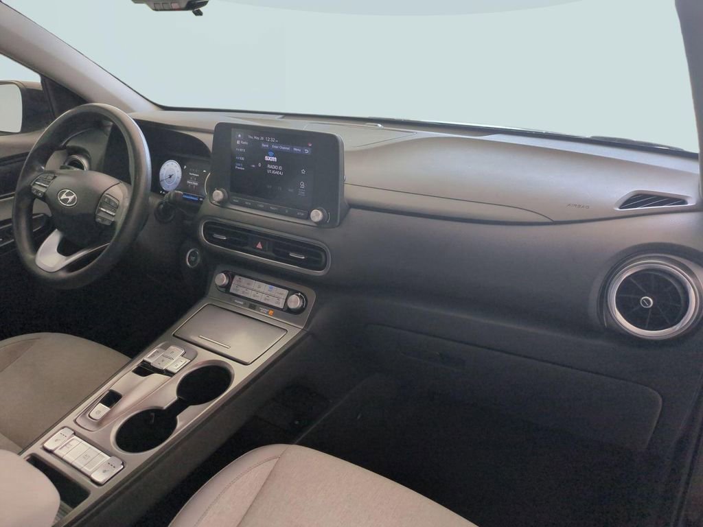 Certified 2023 Hyundai Kona SE w/ Cargo Package FWD image 28