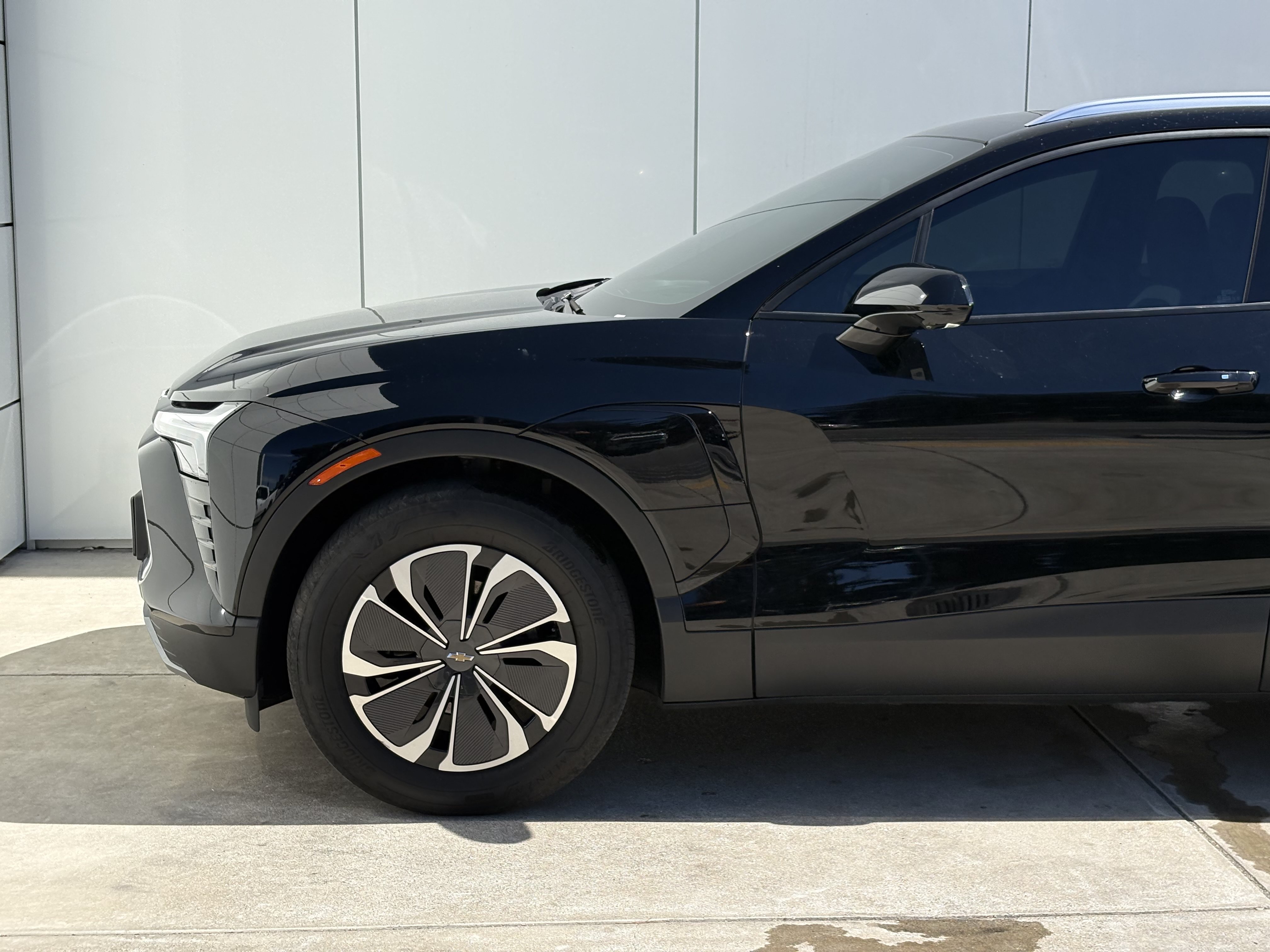Used 2024 Chevrolet Blazer EV LT AWD/4WD image 5