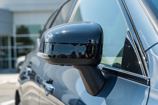 New 2027 Volvo XC60 B5 Plus AWD/4WD image 16