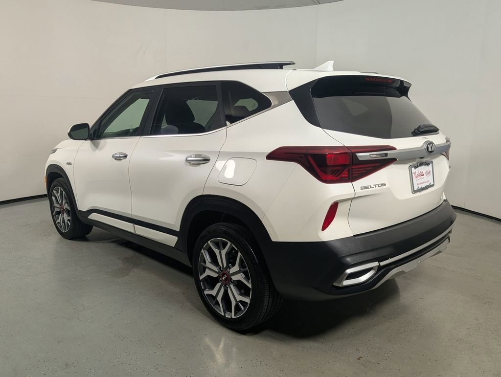 Used 2021 Kia Seltos SX w/ SX Sunroof Package AWD/4WD image 5