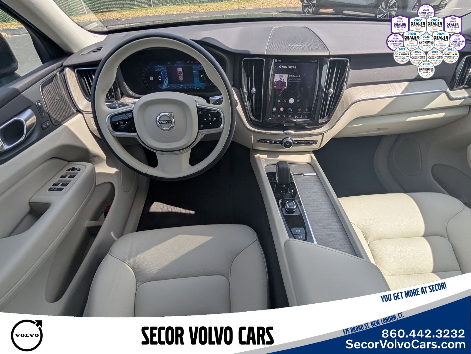 Used 2023 Volvo XC60 B5 Plus w/ Climate Package AWD/4WD image 10