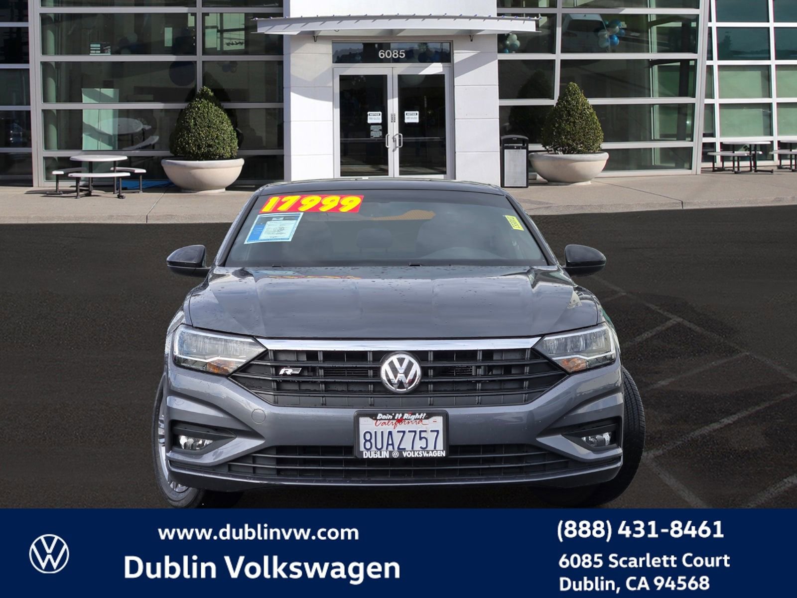 Certified 2020 Volkswagen Jetta R-Line w/ R-Line Cold Weather Package image 2