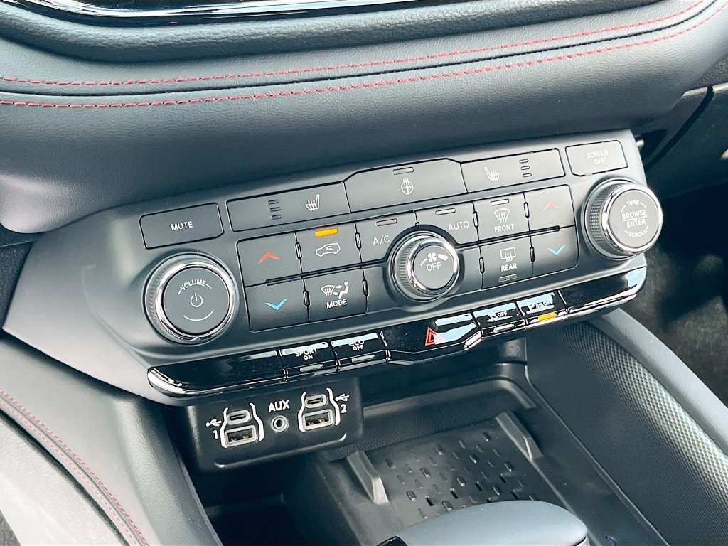 New 2026 Dodge Durango GT w/ Blacktop Package AWD/4WD image 14
