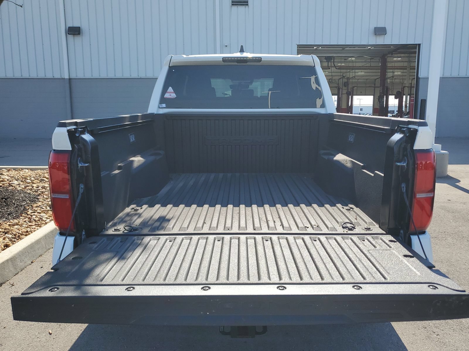 Certified 2026 Toyota Tacoma TRD Off-Road AWD/4WD image 8