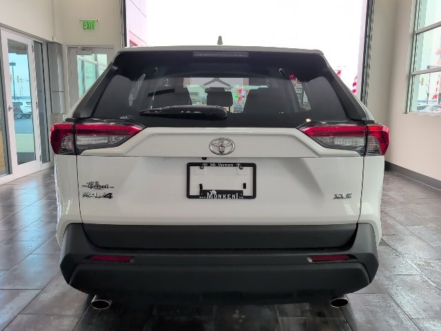 Used 2024 Toyota RAV4 XLE image 6