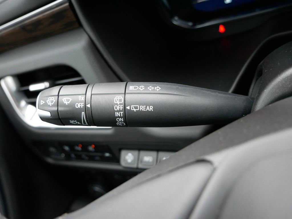 Used 2023 Chevrolet Tahoe Premier w/ Advanced Technology Package image 25