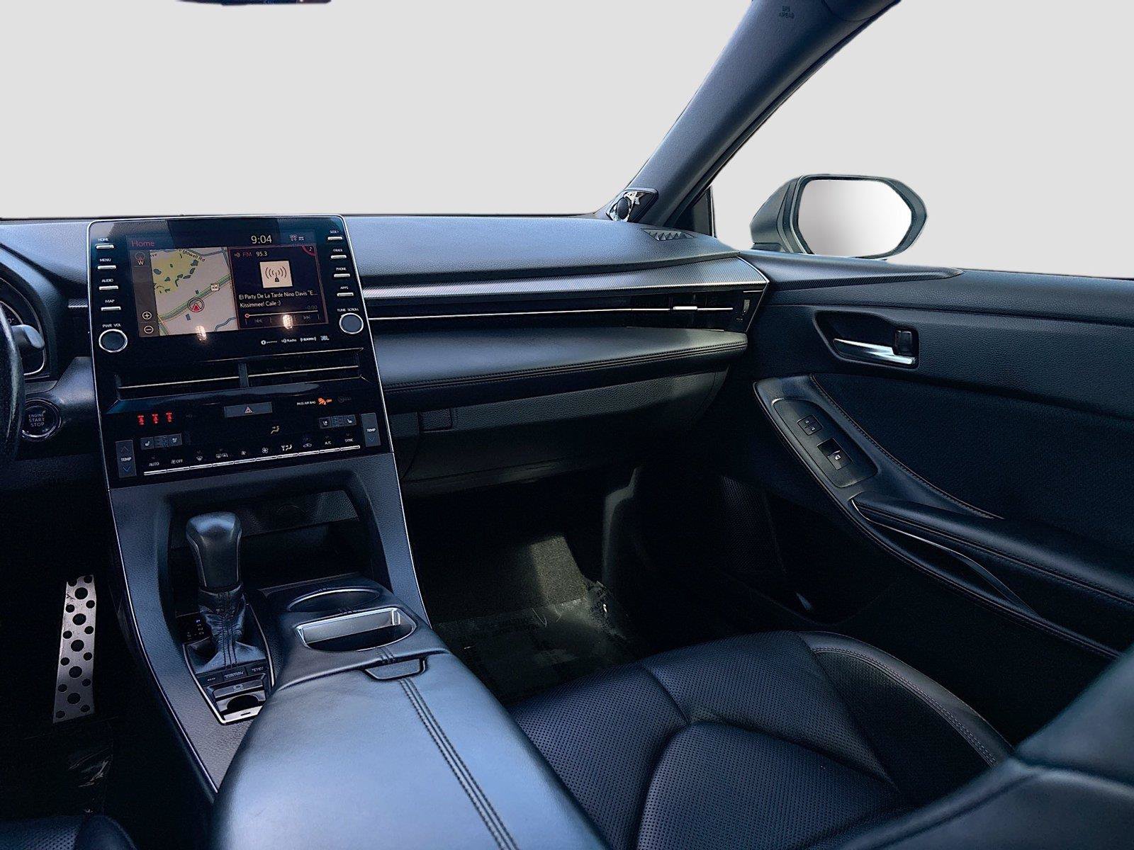 Used 2019 Toyota Avalon Touring FWD image 24