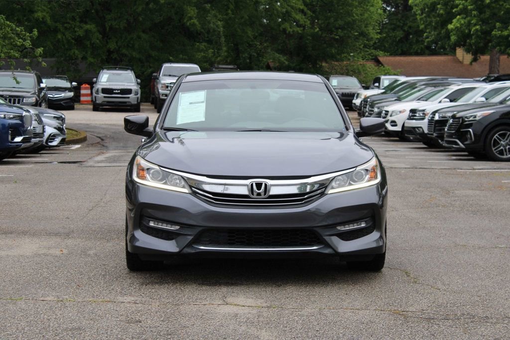 Used 2017 Honda Accord Sport image 2