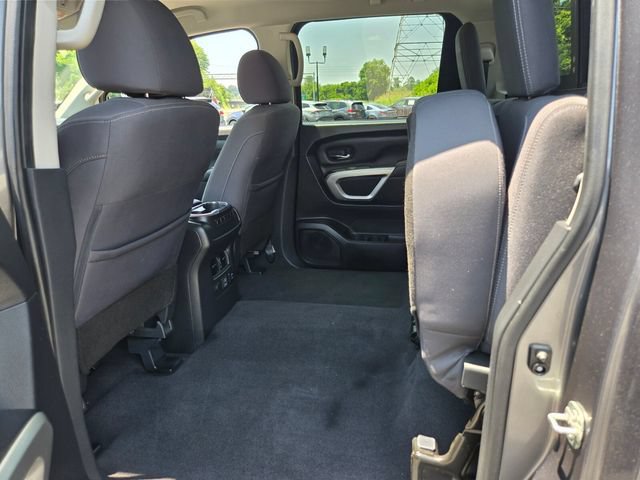 Used 2021 Nissan Titan SV w/ SV Convenience Package AWD/4WD image 11