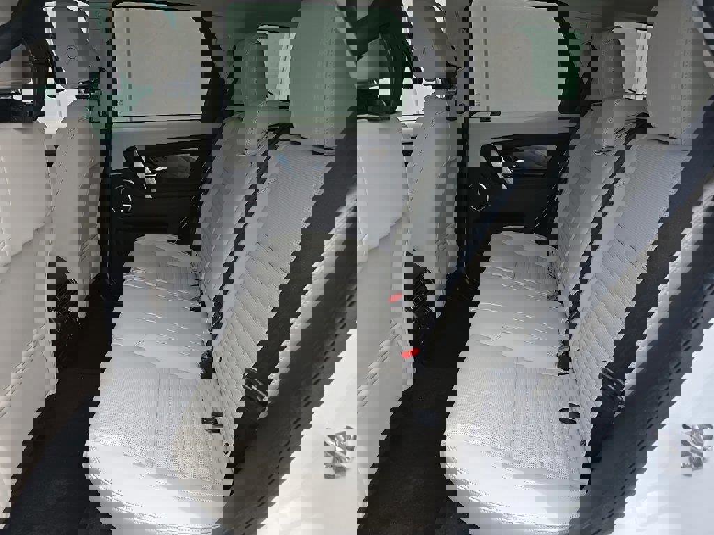 New 2025 Land Rover Discovery Sport S image 8