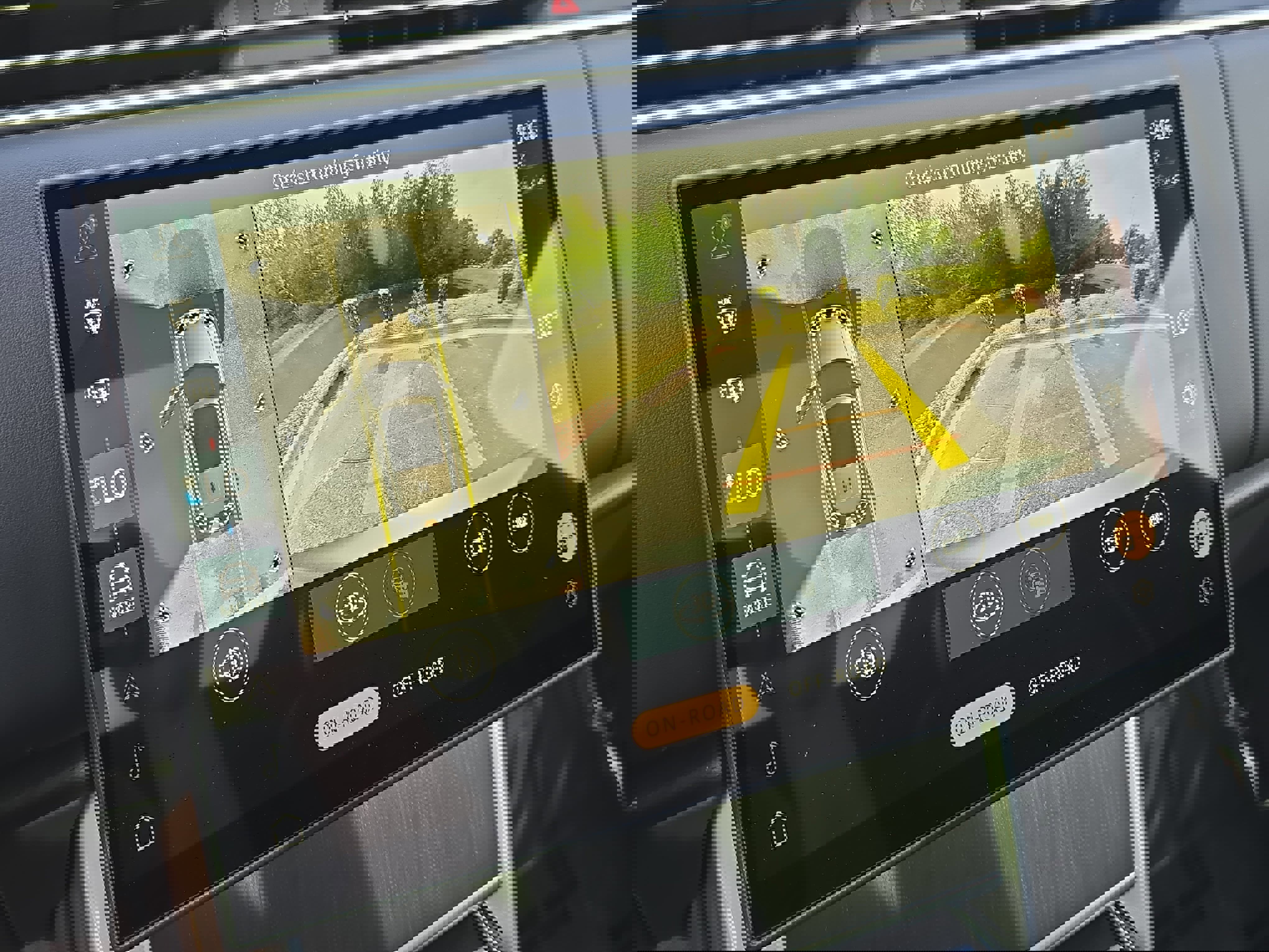 Used 2025 Land Rover Range Rover Long Wheelbase SE image 23