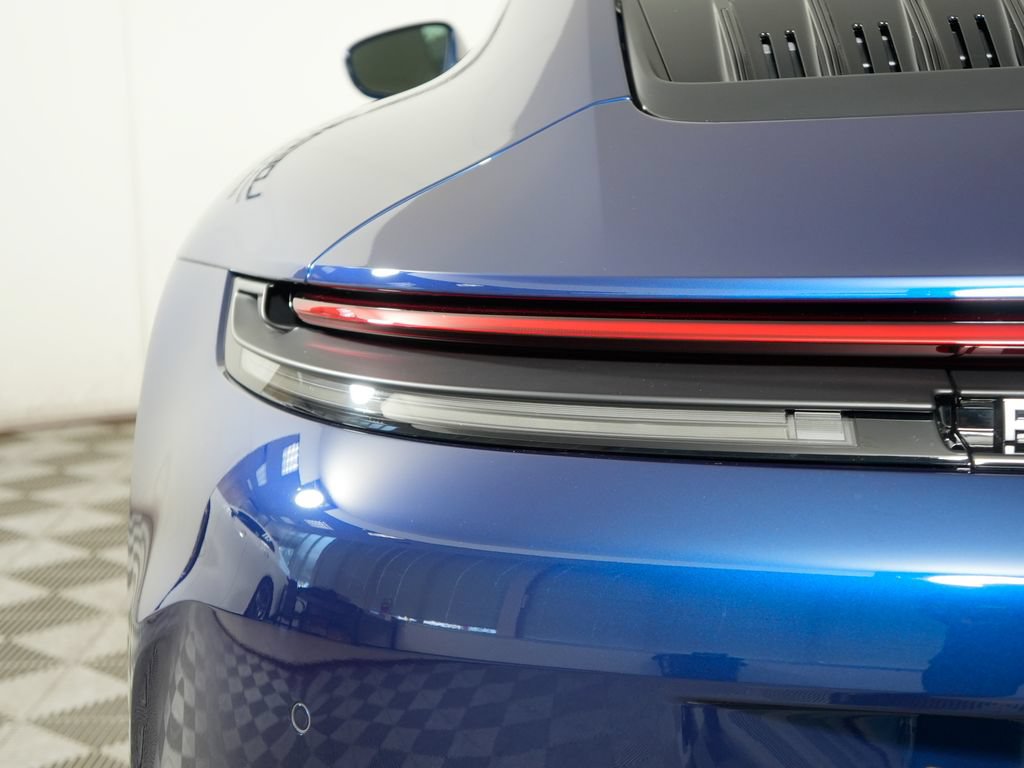Certified 2025 Porsche 911 Carrera RWD image 13