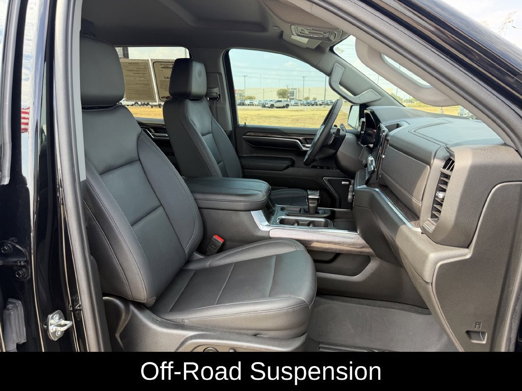 Used 2023 Chevrolet Silverado 1500 LTZ AWD/4WD image 30