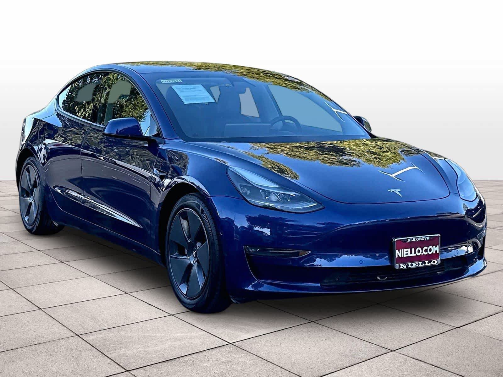 Used 2021 Tesla Model 3 Long Range AWD/4WD image 3
