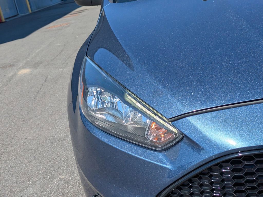 Used 2018 Ford Focus ST image 10