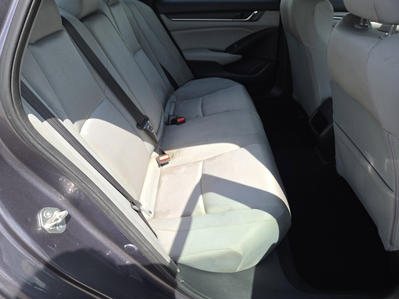 Used 2018 Honda Accord LX image 18