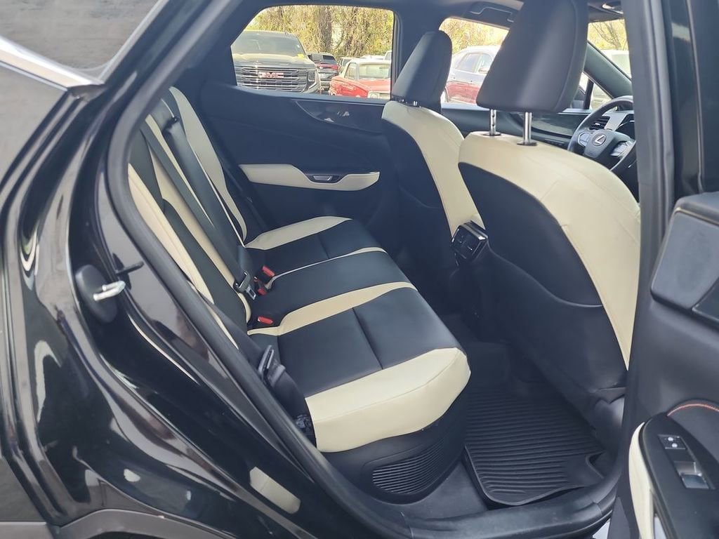 Used 2023 Lexus NX 350h AWD image 26