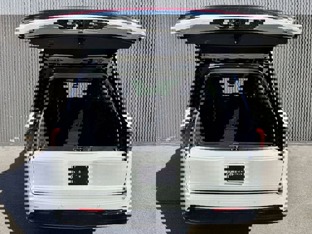 New 2025 Lincoln Navigator L Reserve image 20