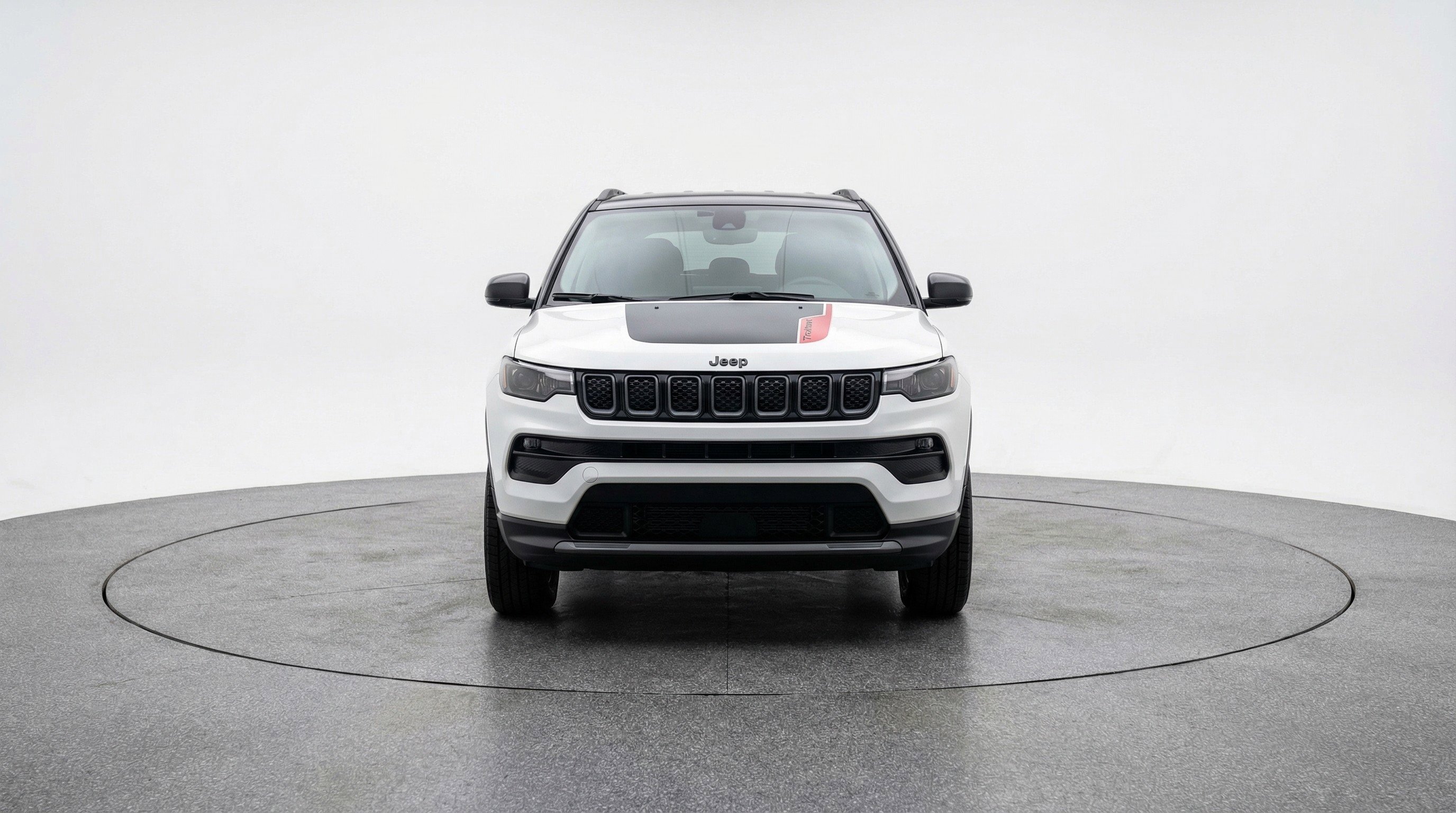 Used 2025 Jeep Compass Trailhawk AWD/4WD image 2