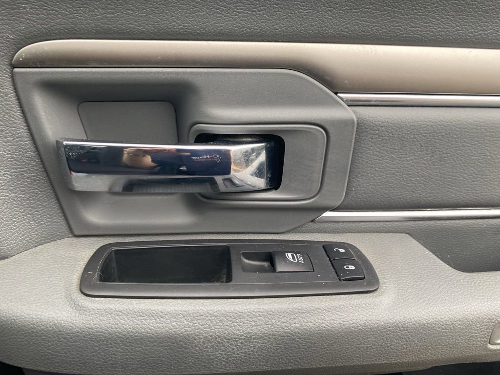 Used 2019 RAM 1500 Classic Warlock w/ Electronics Group image 11