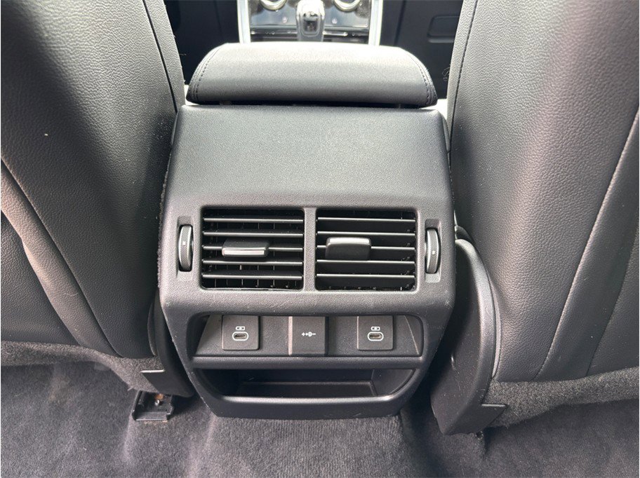 Used 2021 Land Rover Discovery Sport SE image 41