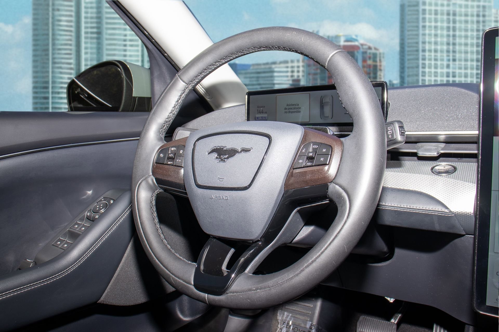 Used 2021 Ford Mustang Mach-E Select w/ Comfort/Technology Package image 14