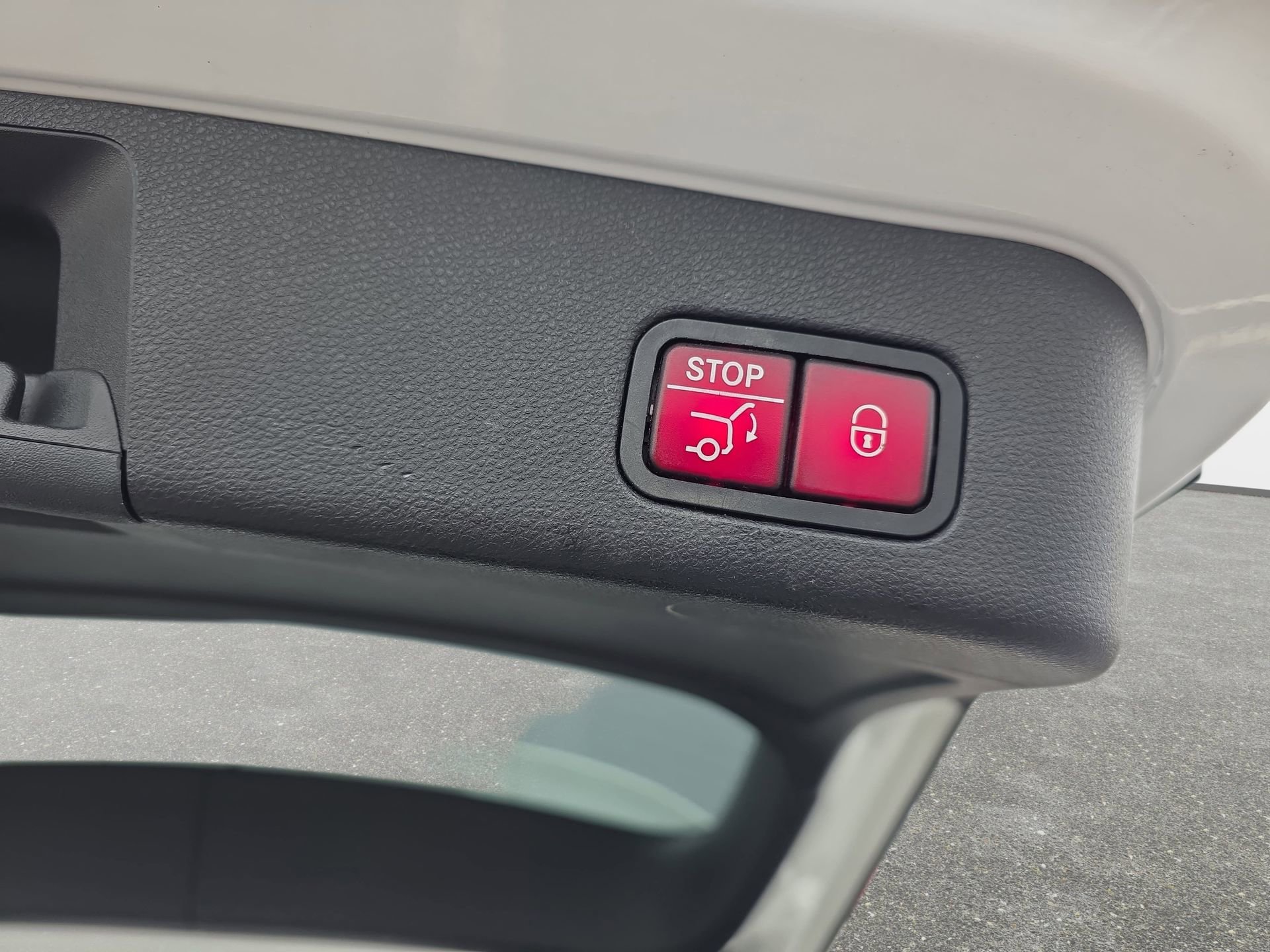 Used 2017 Mercedes-Benz GLE 350 image 13