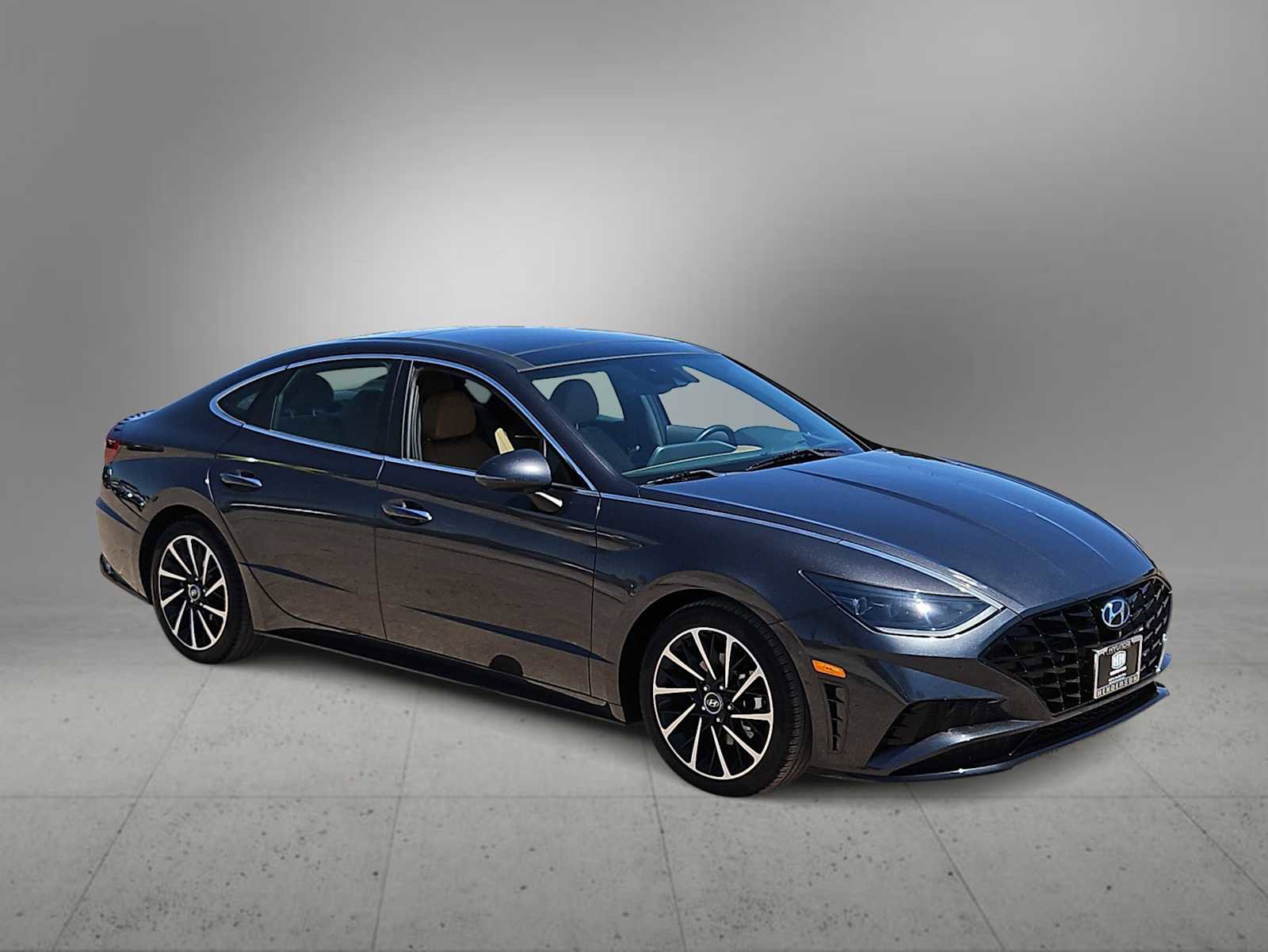 Used 2021 Hyundai Sonata Limited FWD image 2