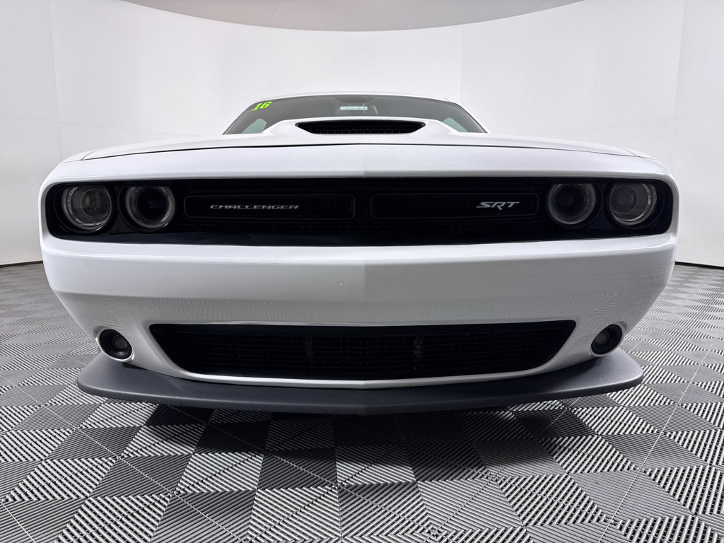 Used 2016 Dodge Challenger SRT w/ Technology Group image 2