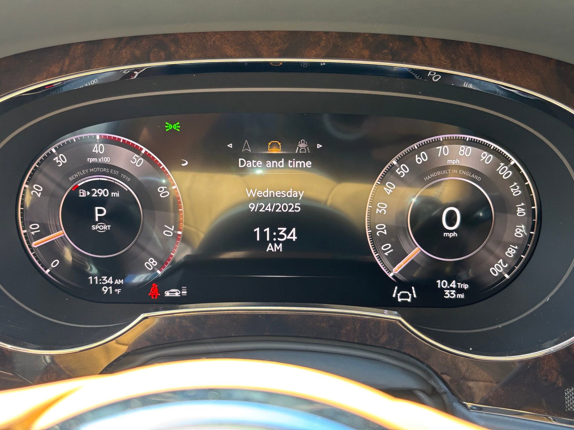 New 2025 Bentley Bentayga Extended Wheelbase image 52