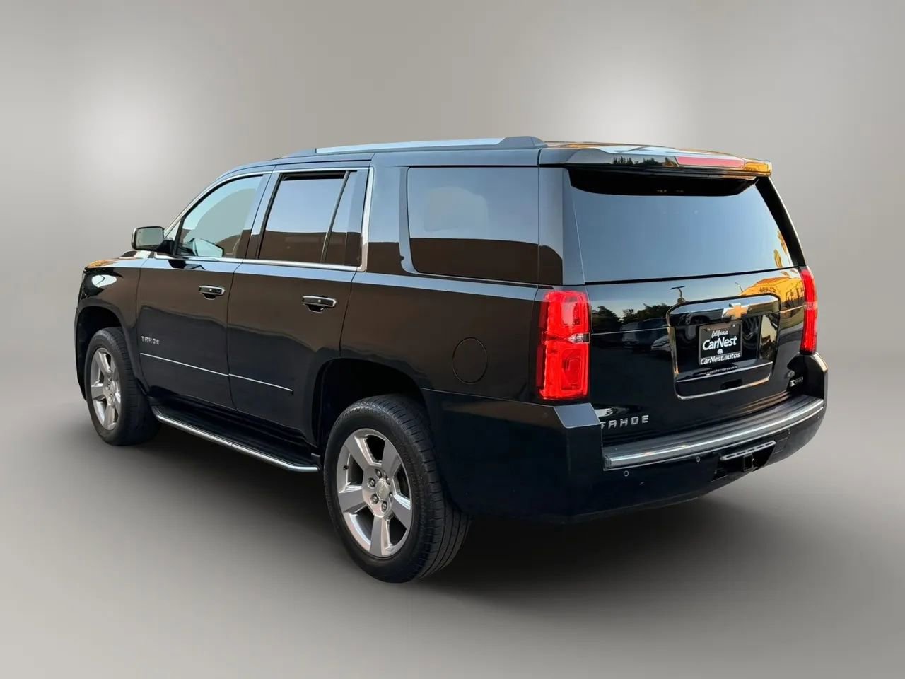 Used 2018 Chevrolet Tahoe Premier RWD image 11