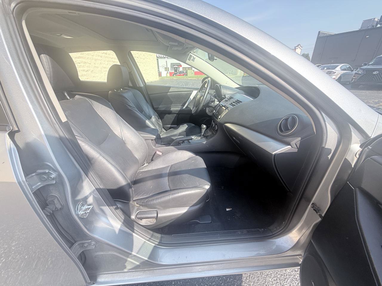 Used 2013 MAZDA MAZDA3 i Grand Touring FWD image 11