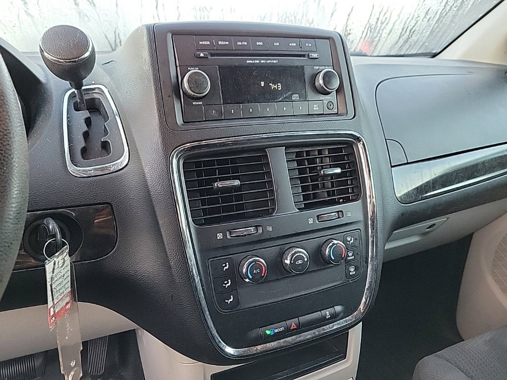 Used 2013 Dodge Grand Caravan American Value Package FWD image 8