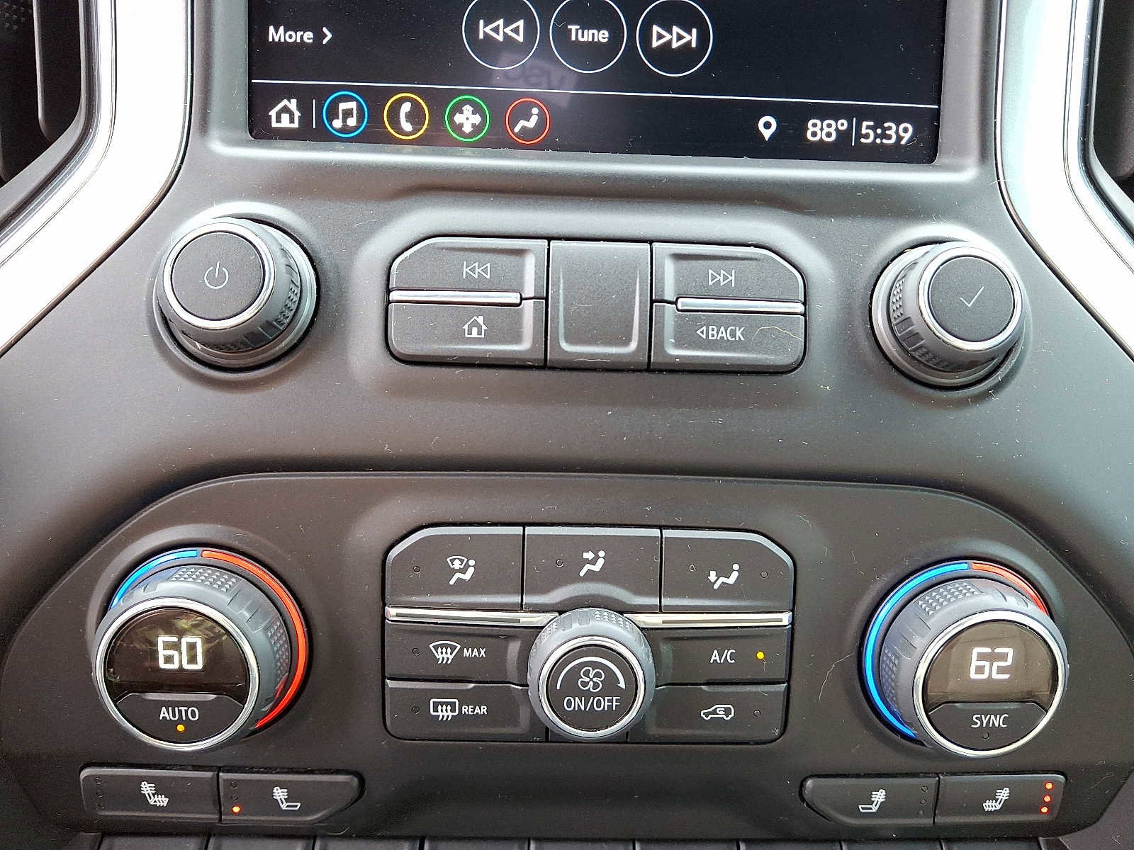 Used 2019 Chevrolet Silverado 1500 RST image 17