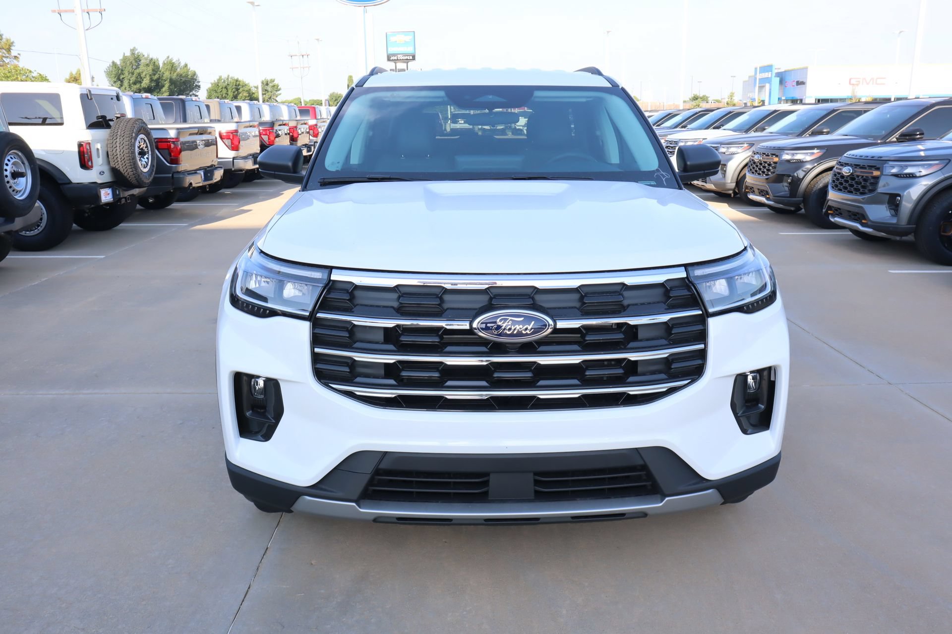 New 2026 Ford Explorer Active w/ Active Comfort Package RWD image 10