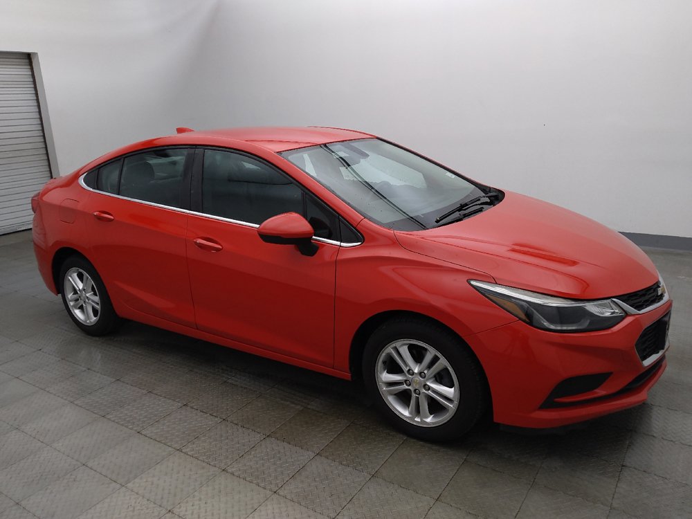 Used 2017 Chevrolet Cruze LT w/ Convenience Package FWD image 11