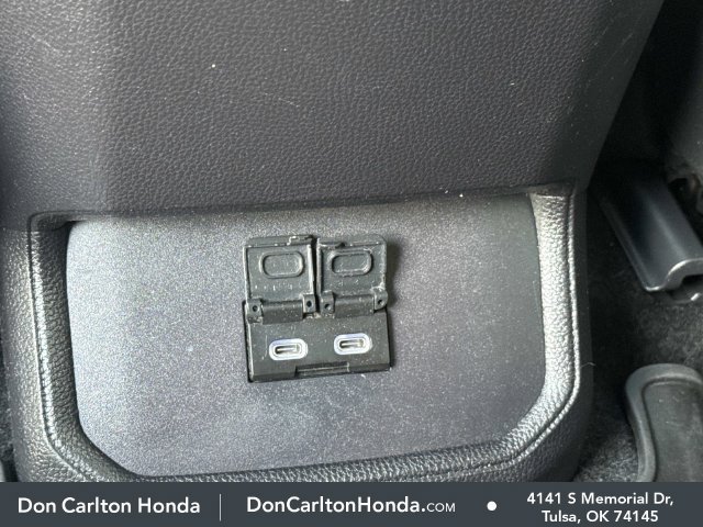 Used 2024 Toyota Highlander XSE FWD image 19