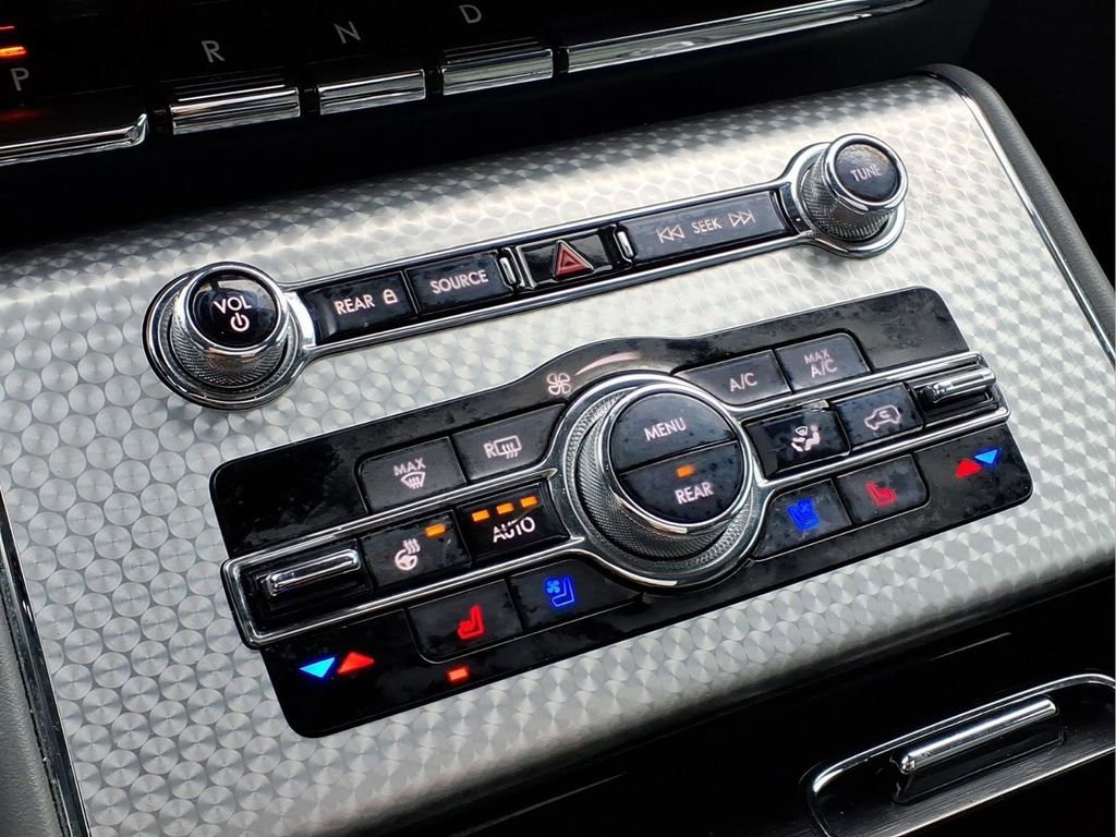 Used 2021 Lincoln Aviator Grand Touring w/ Equipment Group 302A image 10