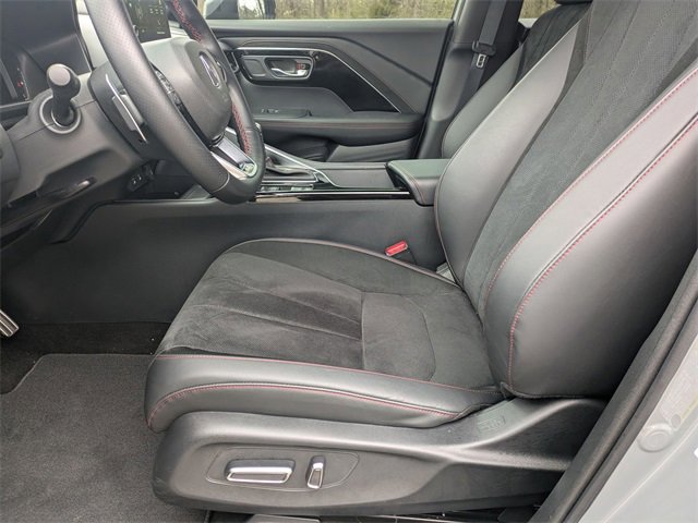 Certified 2025 Acura ADX A-Spec image 20