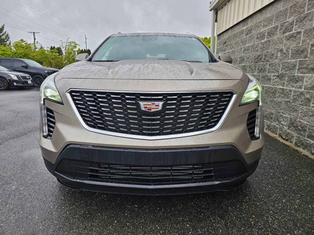 Certified 2023 Cadillac XT4 Luxury w/ Cold Weather Package image 12